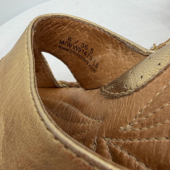 Born Gold Leather Cork Wedge Slide Sandals | Size 6 - Picture 8 of 9